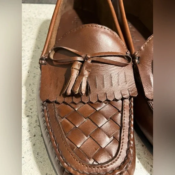 Reduced - NWOT HITCHCOCK Brown Leather Tassel Loafers for Extra Wide Feet - Picture 4 of 7